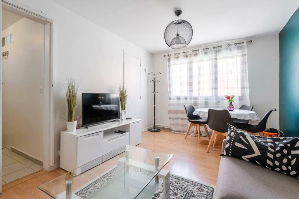 F2 50m2 Paris Orly - Jacuzzi - Lumiere Variable * Alfortville