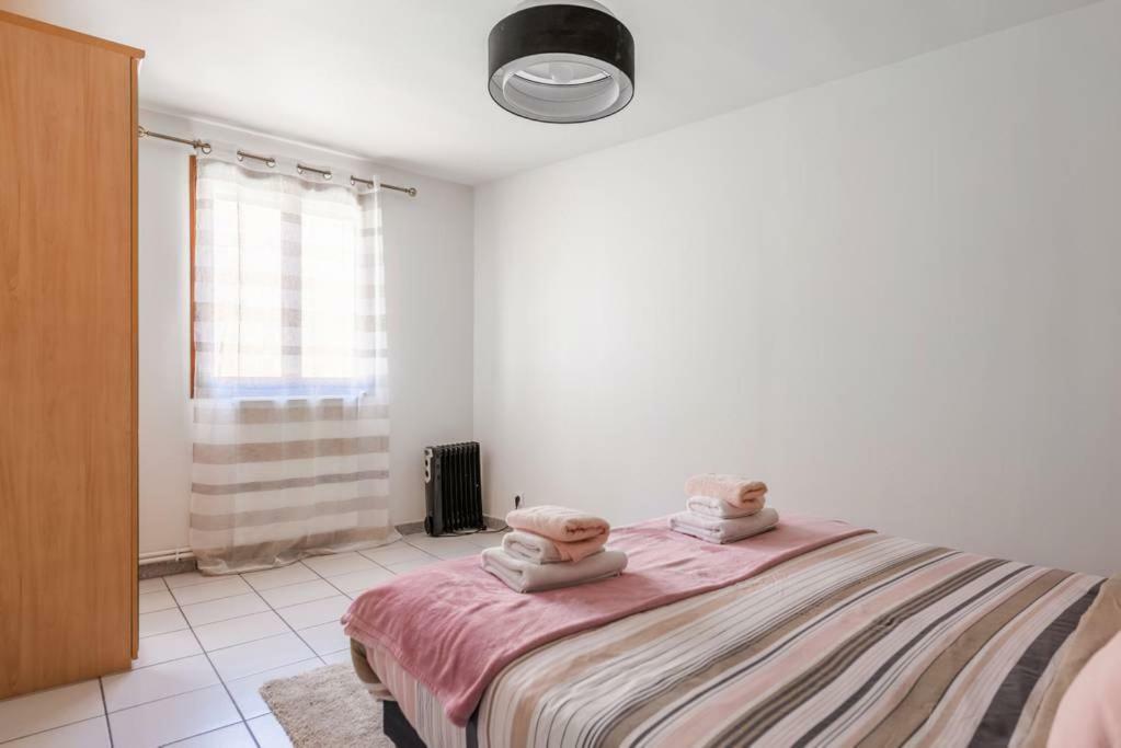 F2 50m2 Paris Orly - Jacuzzi - Lumiere Variable * Alfortville
